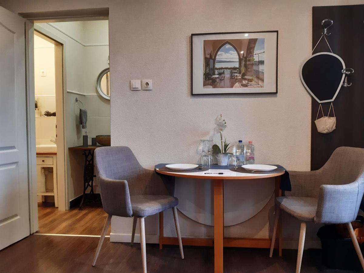 Ady Apartman Тата Экстерьер фото