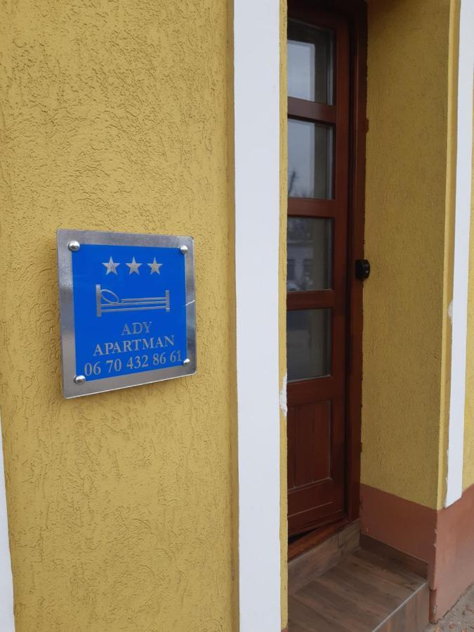 Ady Apartman Тата Экстерьер фото